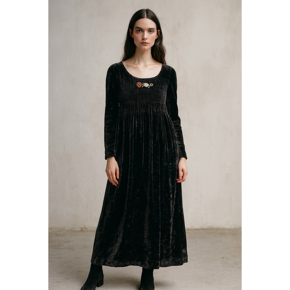 Ecote Black Velvet Maxi Dress Women's Medium Boho Goth Witchy Grunge Cottagecore
